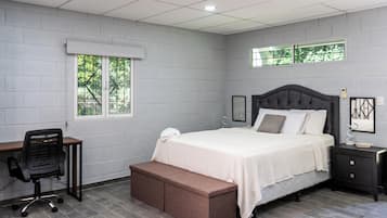 1 chambre, bureau, fer et planche Ă repasser, Wi-Fi