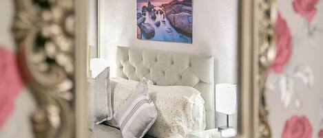 9 chambres, bureau, fer et planche Ă repasser, accĂšs au Wi-Fi (inclus)