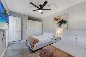 4 chambres, bureau, fer et planche à repasser, accès au Wi-Fi (inclus)