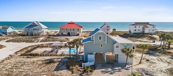 Gulf Views, Beach Access,Private Pool, Volleyball!