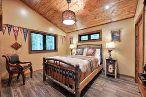 2 室のベッドルーム、WiFi、ベッドシーツ