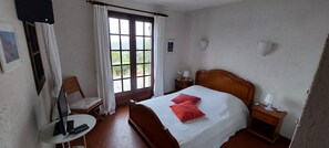 3 bedrooms, iron/ironing board, WiFi - Villa with breathtaking view of the Golden Isles (Le lavandou)