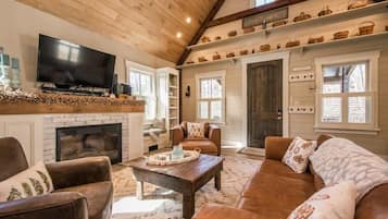 TV, fireplace, offices