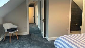 3 Schlafzimmer, Bügeleisen/Bügelbrett, WLAN, Bettwäsche