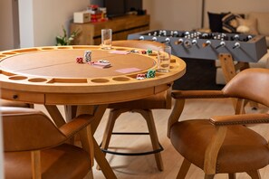 Spielezimmer