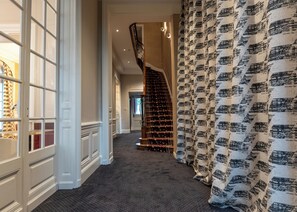 Interior - Hôtel des Arts (Angoulême)