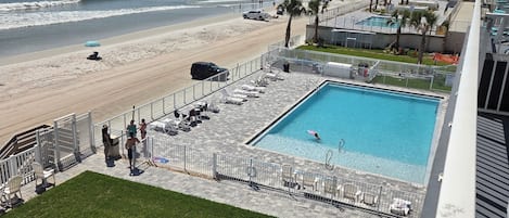 Udendørs pool, opvarmet pool