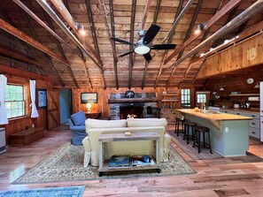 TV connectée, cheminée