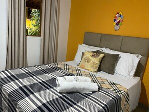 Desk, laptop workspace, free WiFi - Pousada Princesa da Serra (Santana do Riacho)