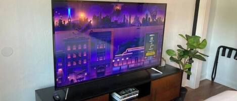 Bügeleisen/Bügelbrett, WLAN, Bettwäsche