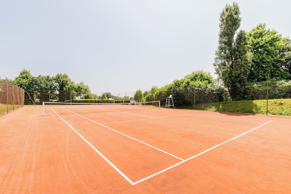 Sport court
