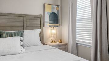 4 bedrooms, iron/ironing board, free WiFi, bed sheets