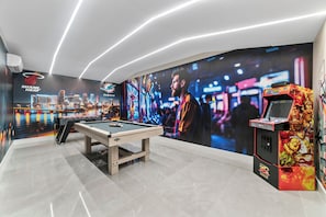 Spielezimmer