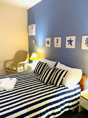 4 室のベッドルーム、アイロン / アイロン台、WiFi (無料)、ベッドシーツ