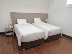 Ropa de cama de alta calidad, wifi gratis y ropa de cama 