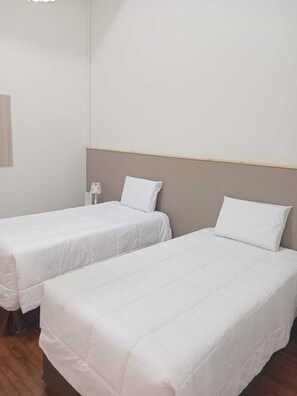 Ropa de cama de alta calidad, wifi gratis y ropa de cama 
