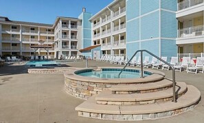 Utomhuspool