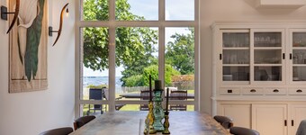 "Les Ecuries" A luxurious haven of peace overlooking the Gulf of Morbihan