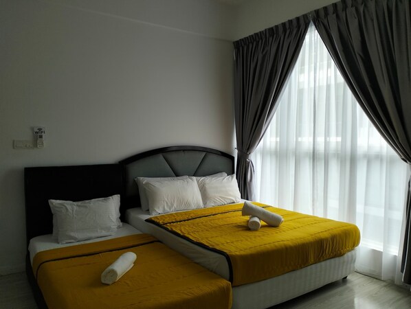 2 chambres, fer et planche à repasser, Wi-Fi, draps fournis