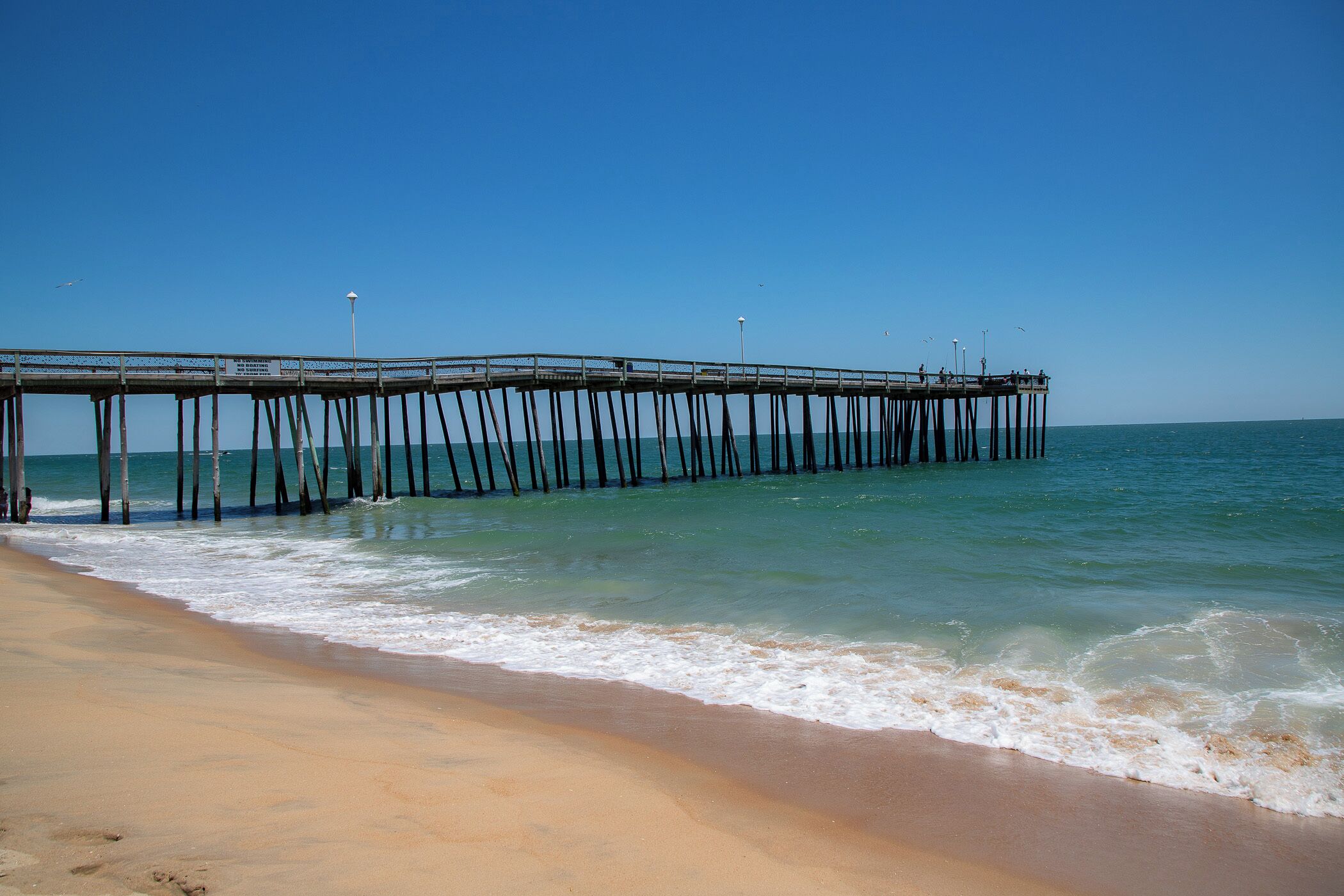 Chaises longues, serviettes de plage