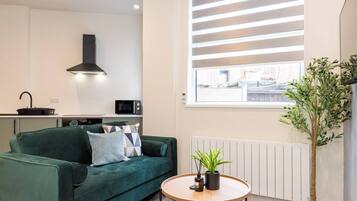 Studio, Multiple Bedrooms | Living room