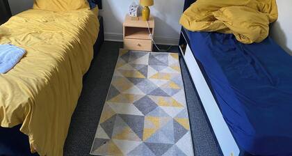 3br-sleeps6-parking-patio-nearcoast