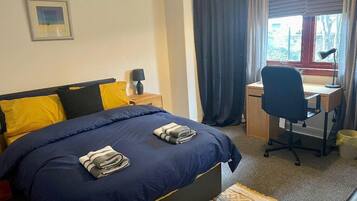 3 bedrooms, iron/ironing board, free WiFi, bed sheets