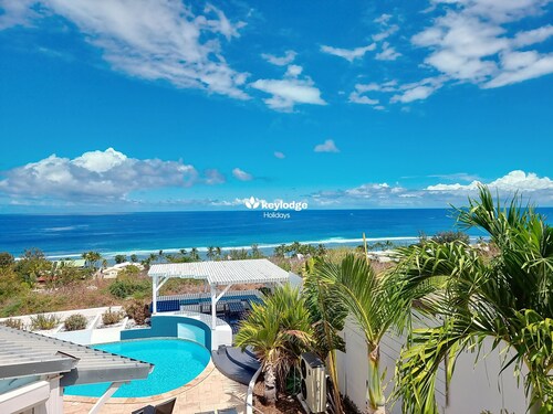 Villa Bleue - 227m² with swimming pool and sea view - Saint-Gilles-Les-Bains