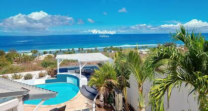 Villa Bleue - 227m² with swimming pool and sea view - Saint-Gilles-Les-Bains