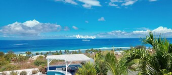 Villa Bleue - 227m² with swimming pool and sea view - Saint-Gilles-Les-Bains