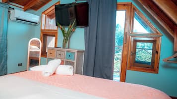 3 habitaciones, tabla de planchar con plancha, wifi y ropa de cama