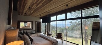 เซเรนโซ โรงแรม & คูซีน