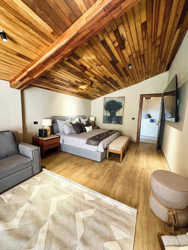 Premium Room, 1 Bedroom | In-room safe, free WiFi, bed sheets