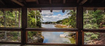 3 charming cottages sleeping 14 on an ocean cove, 21-acre forest property