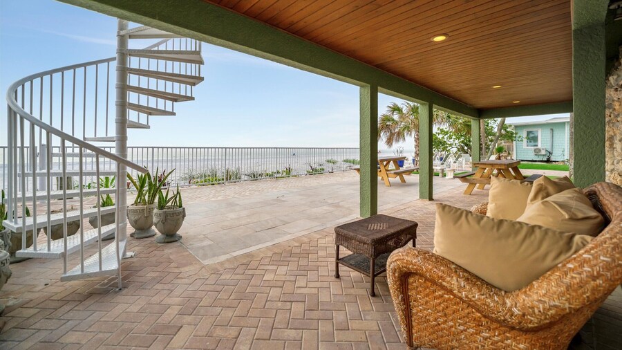 Stones Throw Beachfront Luxury Suites