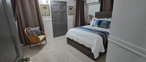 2 عدّة غرف نوم ومكواة/لوح كي وواي فاي مجانًا وملاءات أسرّة