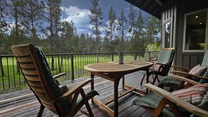 Hus - flera sängar (Titleist 7) | Restaurang utomhus