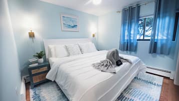 1 bedroom, travel crib, free WiFi, bed sheets