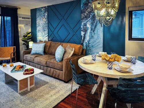 Fresh Design-Walk to Salem-Food-Train Station