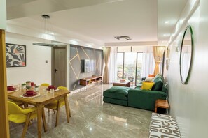 Smart TV - Bura Stay: Cozy Comfort with Stunning Nairobi Views (Nairobi)
