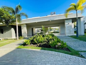 Property grounds - Breezes By Tecasa Suite G4! (Santiago de los Caballeros)