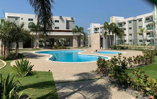 Pool - Breezes By Tecasa Suite G4! (Santiago de los Caballeros)
