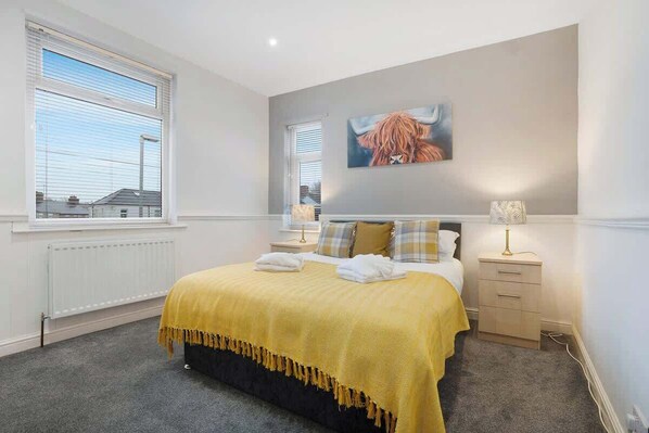 3 bedrooms, WiFi, bed sheets