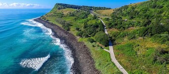 Sea Breeze on Gibbon, By Belle Escapes Byron Bay. Unbeatable Location