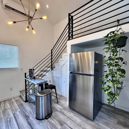 Modern Apartment - Near Lake Pontchartrain