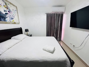 3 chambres, fer et planche à repasser, Wi-Fi
