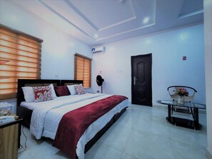 Family Apartment, Balcony, City View | 1 bedroom, desk, laptop workspace, blackout drapes - Amanda Apartment and Suites (Owerri)