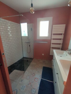 Hair dryer, towels, soap, toilet paper