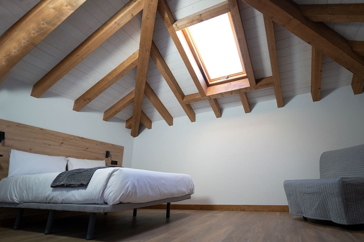 Apartment | 1 bedroom, blackout drapes, soundproofing, free WiFi