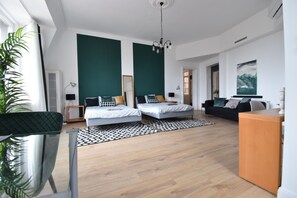 4 soverom, strykejern/-brett, wi-fi og sengetøy